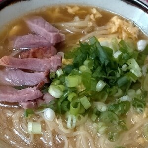 ふわふわ卵ネギ醤油ラーメン